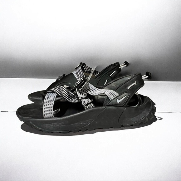 ?Nike Oneonta Black/Pure Platinum/Wolf Grey Sandal Men\'s Size 11 main image 5